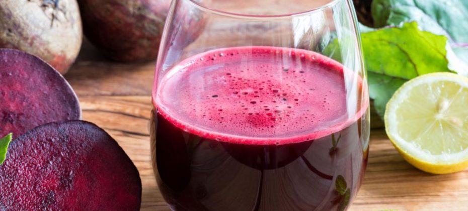 Jugo de Remolacha y limón para limpiar el hígado, la anemia y tratar la presión arterial